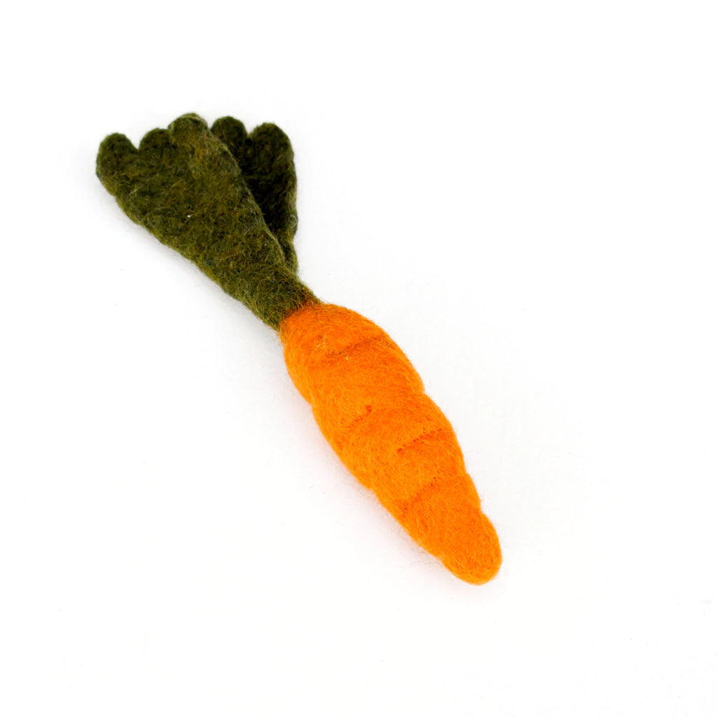 Tara Treasures felt carrot